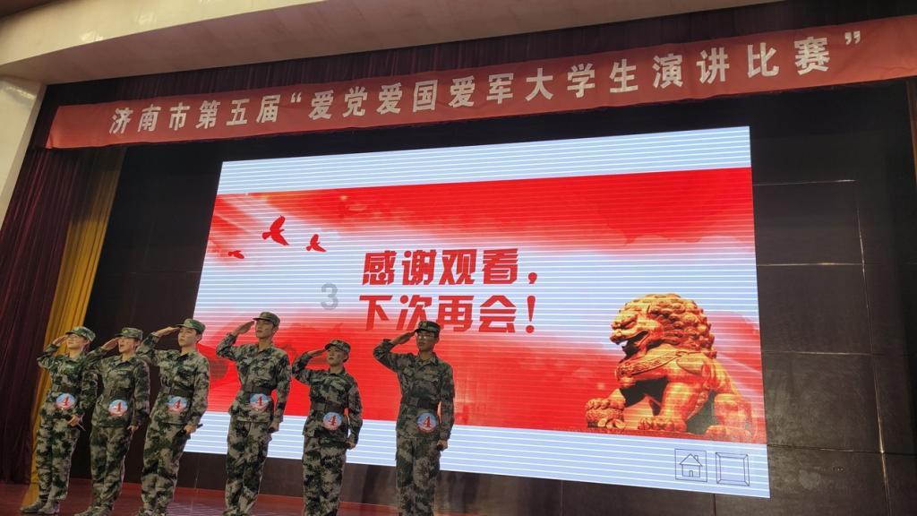 圣斯基B.Duck斯巴达克,今天也要洗澡鸭~